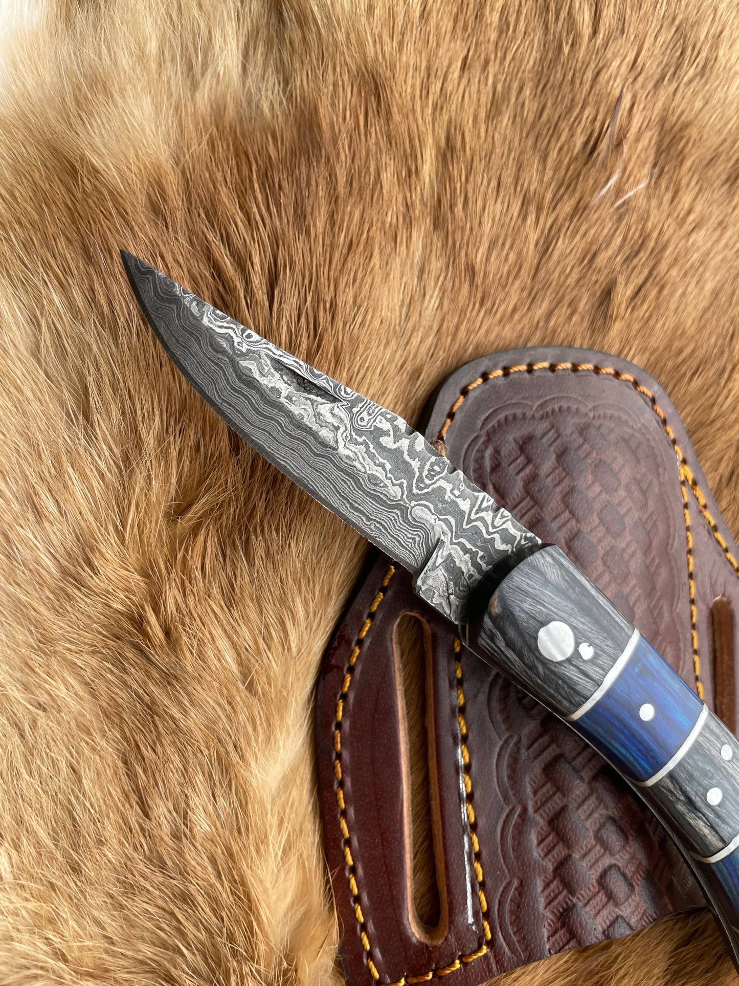 Titan International - POCKET KNIFE Grey and Blue WOOD 6.5'' DAMASCUS STEEL KNI